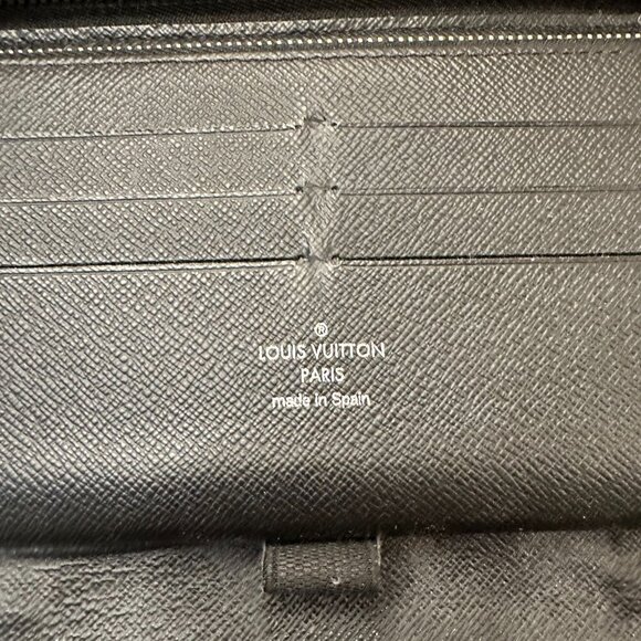 ✨ Louis Vuitton Damier Zippy Wallet Organizer with Box - Picture 10 of 14